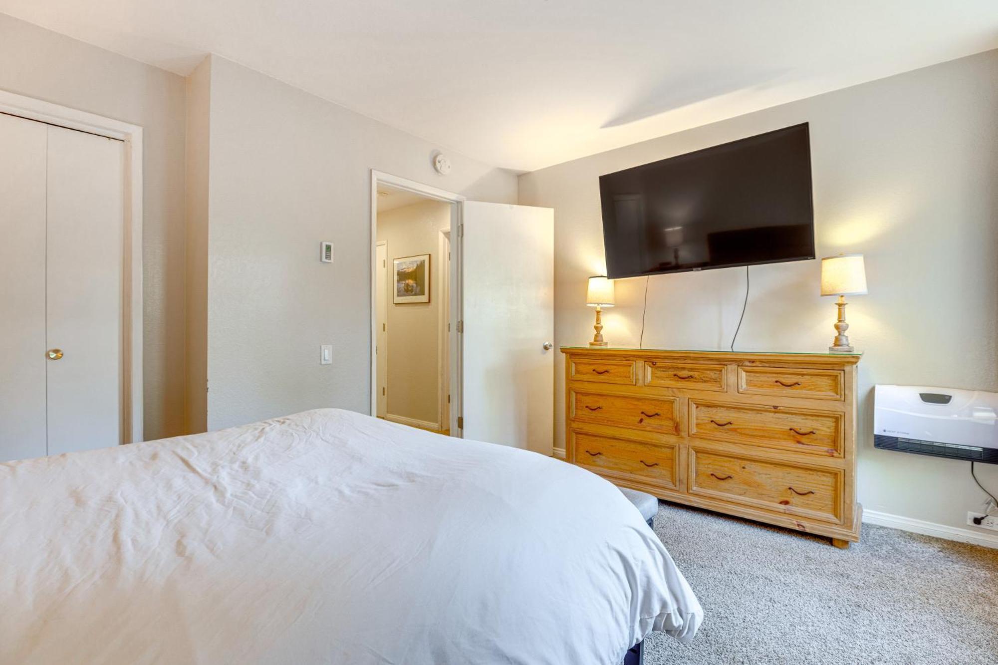 Apartment Scenic Near Skiing And Hiking!