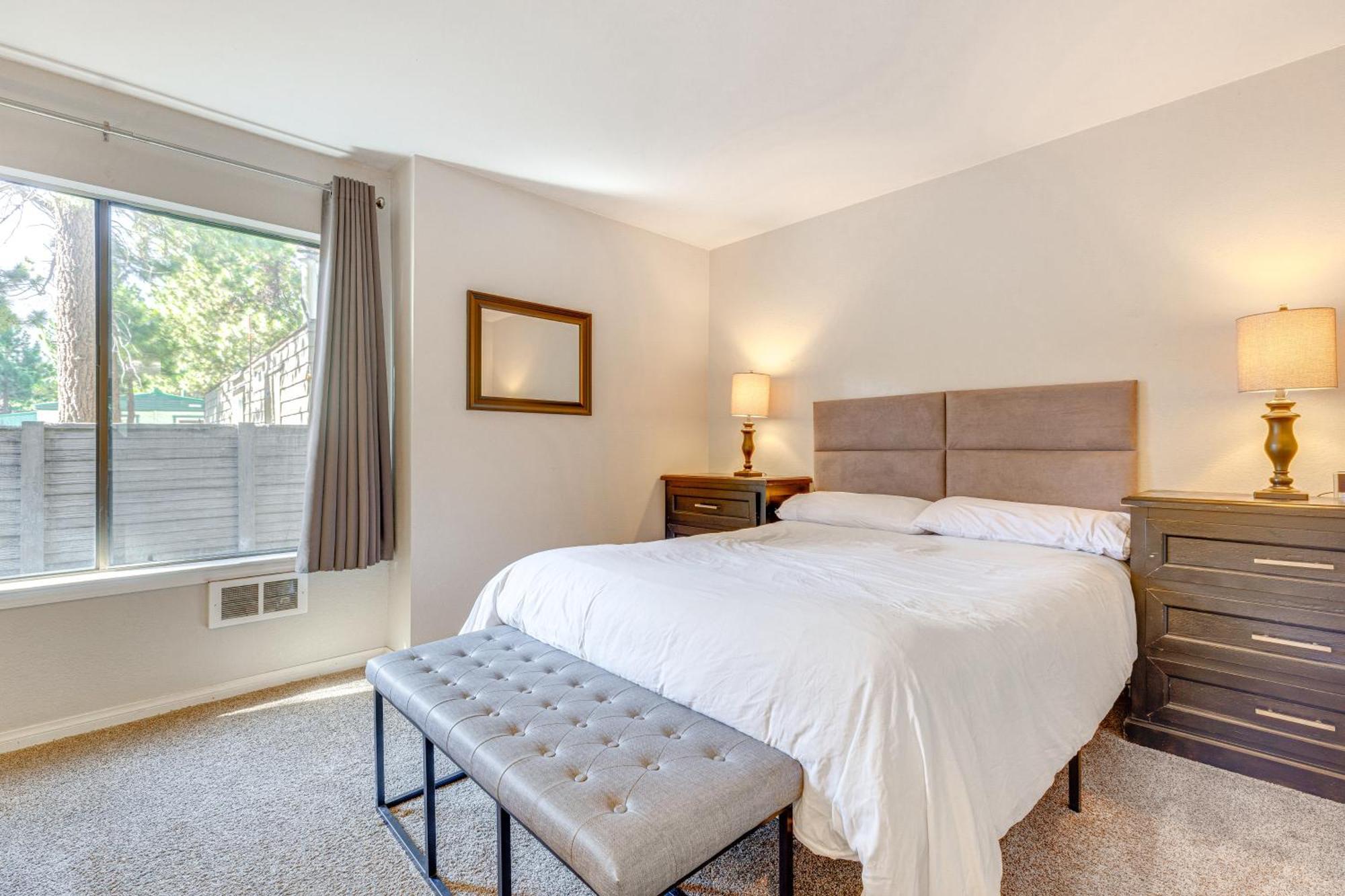 Apartment Scenic Near Skiing And Hiking! *